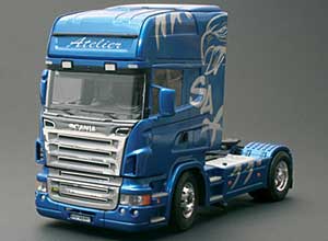 ITALERI  SCANIA R620 ATELIER TRACTOR